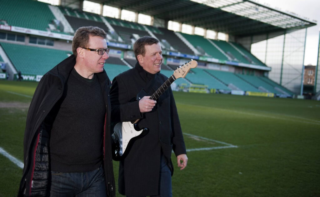 15/02/12
EASTER ROAD STADIUM - EDINBURGH
Hibernian fans The Proclaimers' Charlie (right) and Craig help to launch the SPL Trust Music Box project.