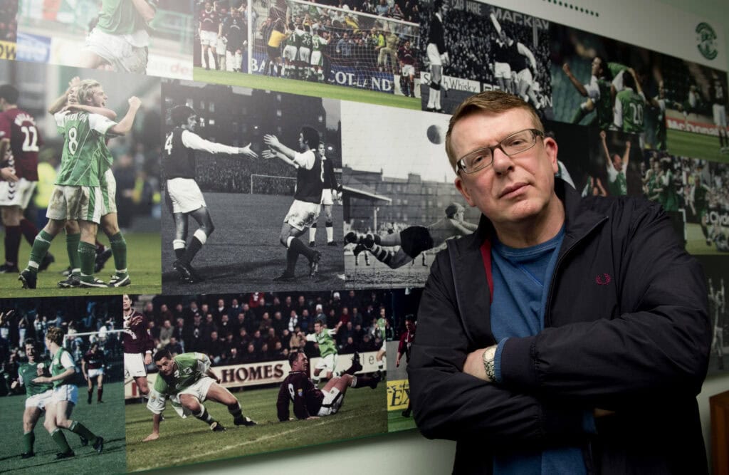 30/05/14
EDINBURGH
Member of The Proclaimers and Hibernian fan Charlie Reid speaks to the press at the clubs fans meeting.